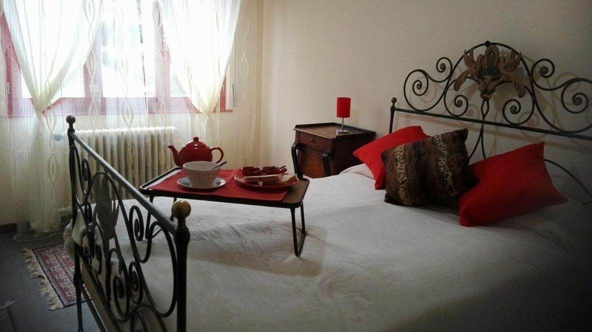 B&B Il Tempo Del Sogno Con Cani E Gatti Pet&Breakfast Бавено Экстерьер фото